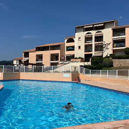 Appartement Les Issambres, Appt Acces Direct Sable, Ideal 4 Pers, Vue Mer, Clim